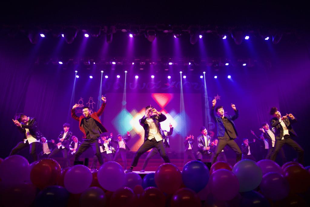 公路学院2017年点亮way来文艺晚会圆满落幕