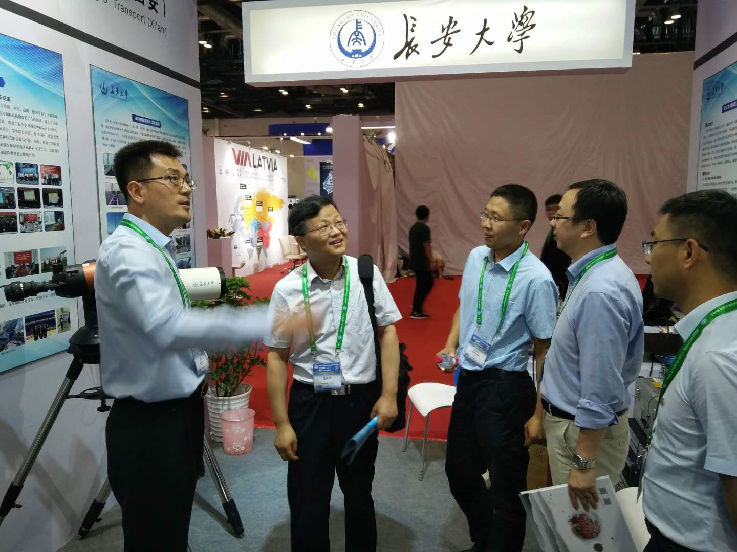 我校桥梁结构安全技术国家工程实验室、旧桥检